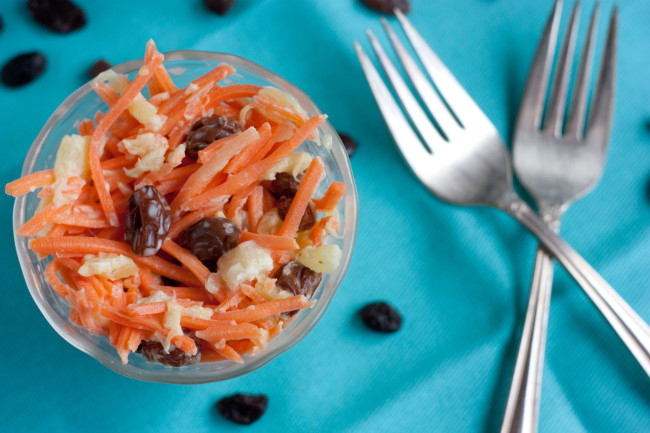 Carrot Raisin Salad