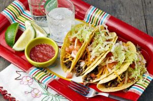 meatlessfriday-lentil-quinoa-tacos