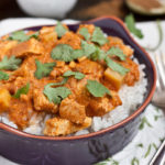 Skinny Slow Cooker Chicken Tikka Masala -Crocktober Week 3. Think you need to slave for hours or open a jar to make awesome tikka masala? Think again! Your friends won't know this isn't take out! #glutenfree and easily #vegan or #vegetarian