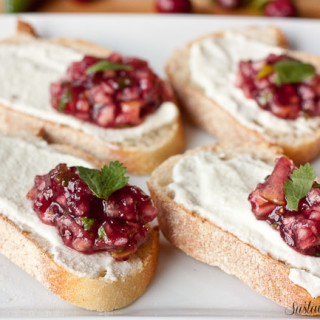 Quick Cranberry Salsa and Goat Cheese Crostini