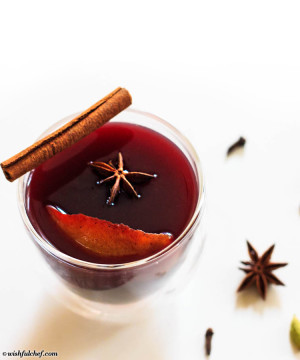 Glühwein – German Mulled Wine - Wishful Chef