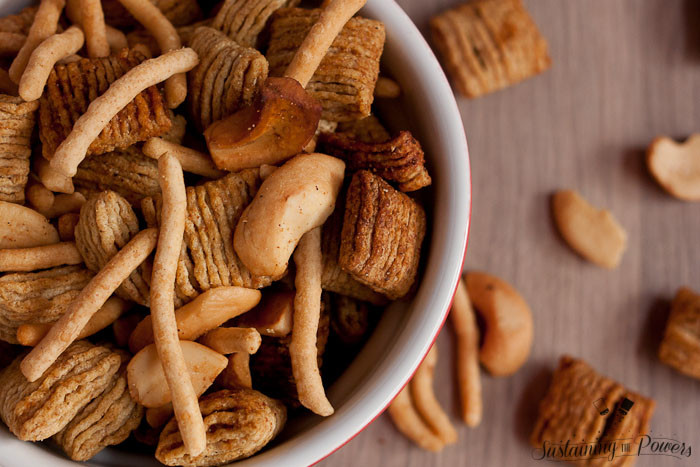 This salty and slightly sweet snack mix is made by mixing soy sauce, garlic, chow mein noodles, cashews and cereal together in your slow cooker for a few hours. Nobody will believe something like this came from your slow cooker!