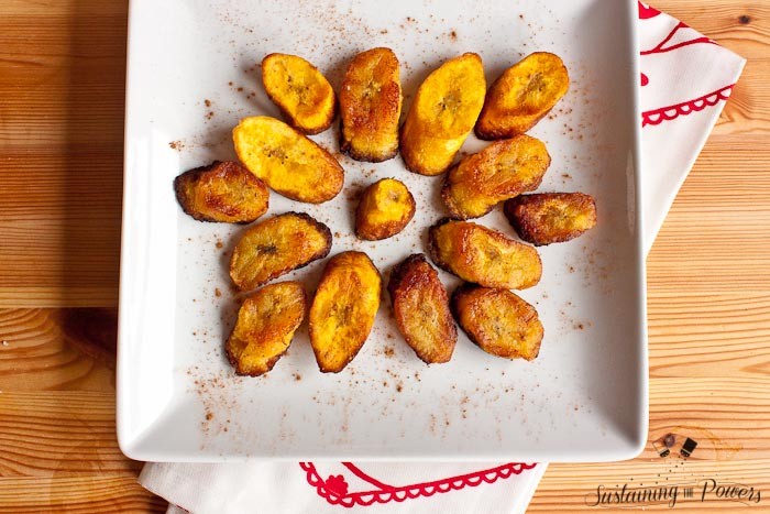 Coconut Oil Fried Plantains (Maduros) I've always wondered how to make these!