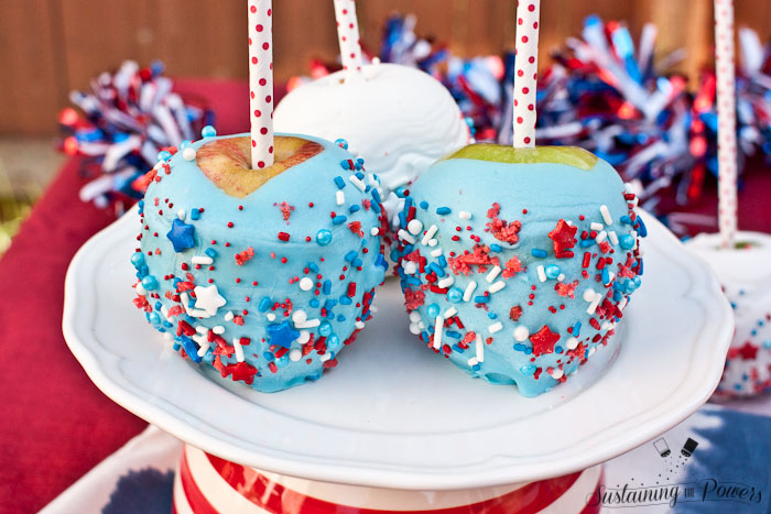 https://www.sustainingthepowers.com/wp-content/uploads/2015/06/Red-White-and-Blue-Chocolate-Covered-Apples-Sustaining-the-Powers-2.jpg