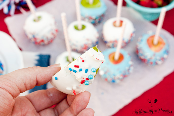 It doesn't get more American than red, white, and blue apples! These are so cute!