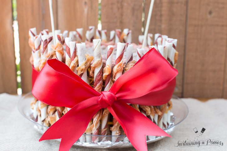 It's the dog treat version of a diaper cake! How cute! 