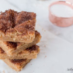 How to Make Pumpkin Spice Snickerdoodle Cookie Bars | These cookie bars take the best of your favorite snickerdoodle cookies and add pumpkin spice! They end up as chewy and soft cookies, and are already the most requested recipe in our house! Click through to learn how to make your own this Fall!