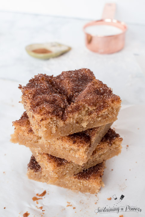 How to Make Pumpkin Spice Snickerdoodle Cookie Bars | These cookie bars take the best of your favorite snickerdoodle cookies and add pumpkin spice! They end up as chewy and soft cookies, and are already the most requested recipe in our house! Click through to learn how to make your own this Fall! 