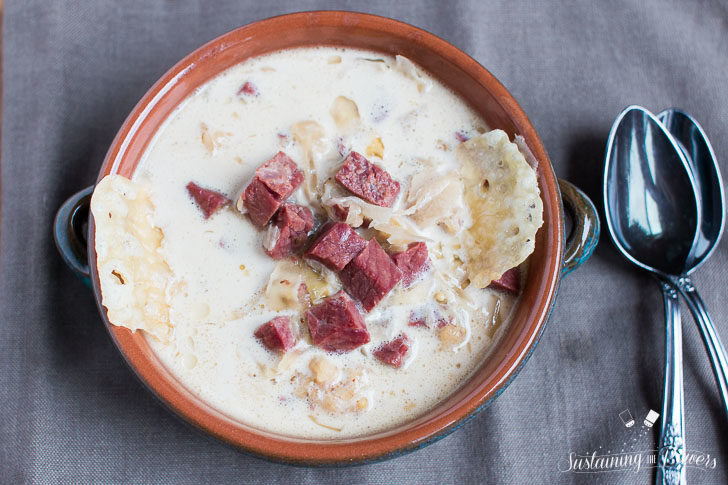 How to Make Keto Slow Cooker Reuben Soup | This soup has all your favorite salty and tangy flavors from a reuben sandwich without all the carbs! Perfect for low-carb and gluten-free diets. 343 Calories, 22.8g Protein, 1.3g net carbs and 25.6g Fat per serving. Click through to get the simple recipe!